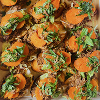 Vietnamese Beef Stew with bread bites (Bò Kho) — Vietnamese catering platter